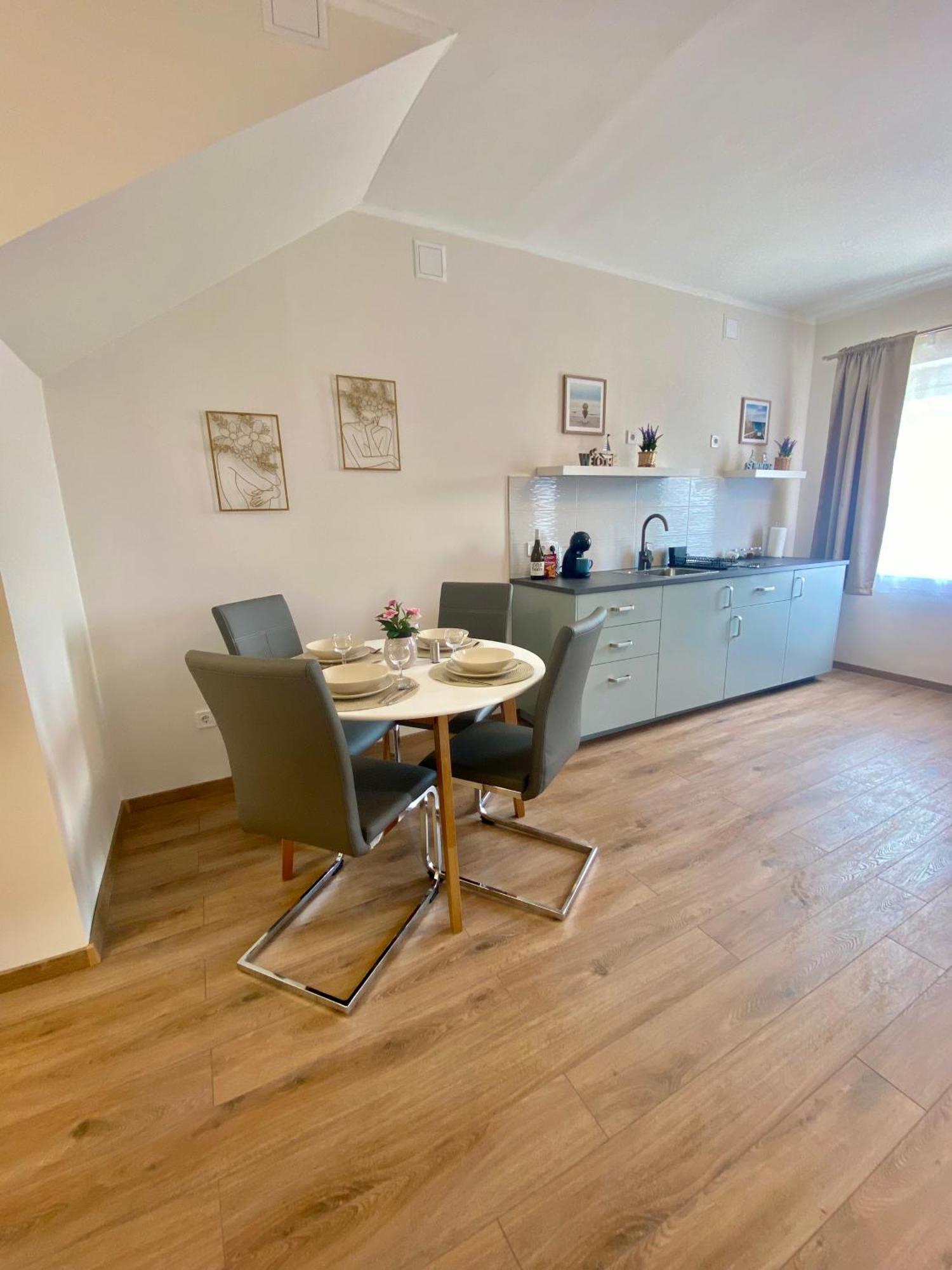 Azur Panorama Apartment Alsoors